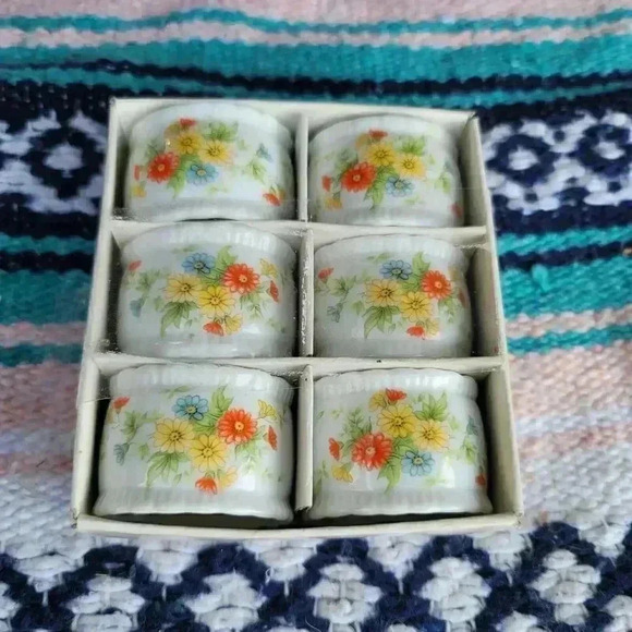 Lefton Flower Ceramic Table Rings Vintage Set Of 6 Made In Japan - Picture 6 of 6